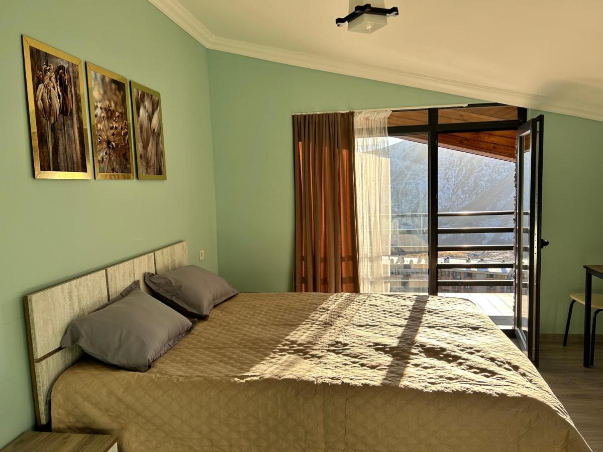 Dandelion Hotel Gudauri Ganisi Ngoại thất bức ảnh